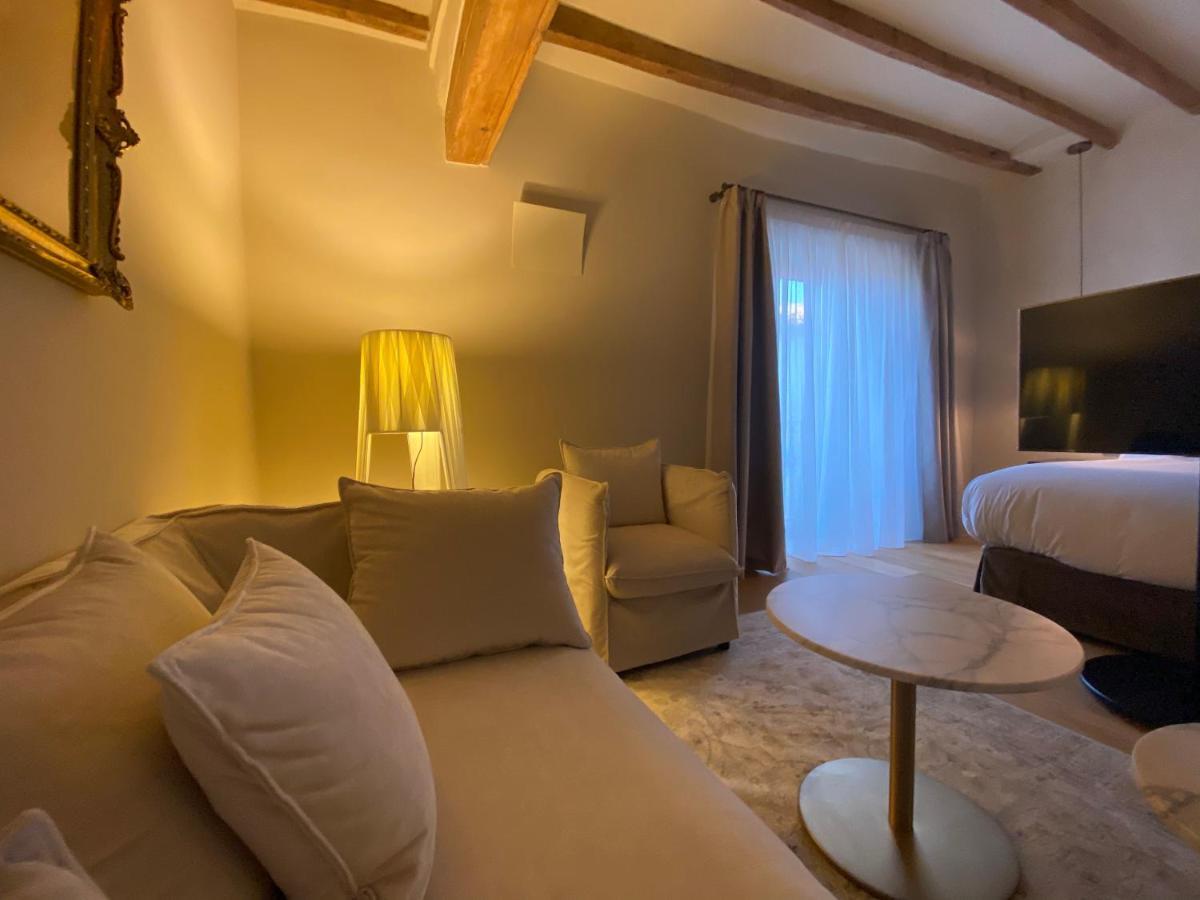 Casa Llobera 1792 Hotel La Pobla de Cérvoles Kültér fotó